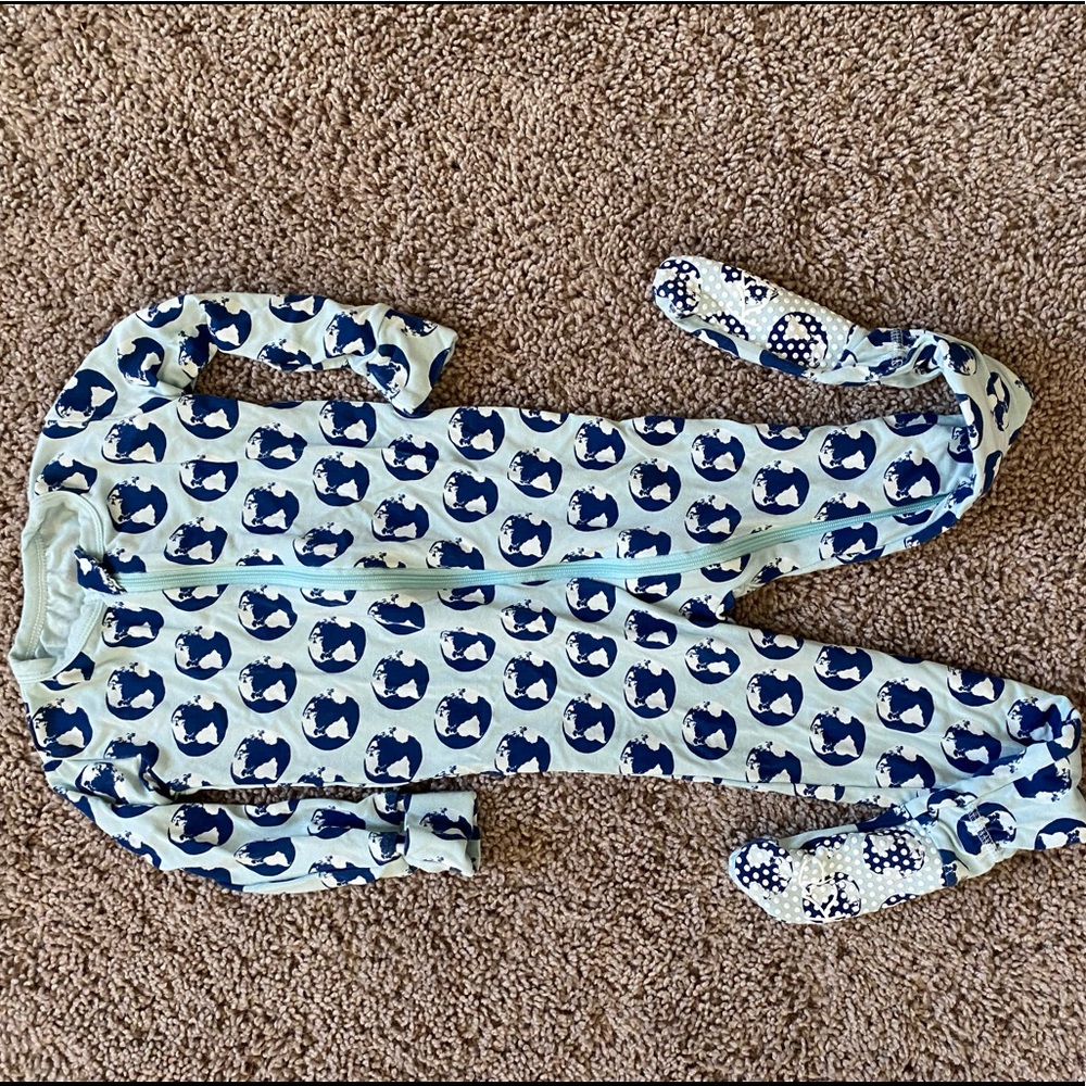 Kickee pants zippered footie Pjs